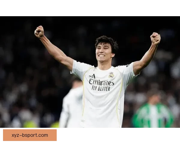 皇马官宣克罗斯世界杯期间担任特邀评论员引发球迷热议与期待升温