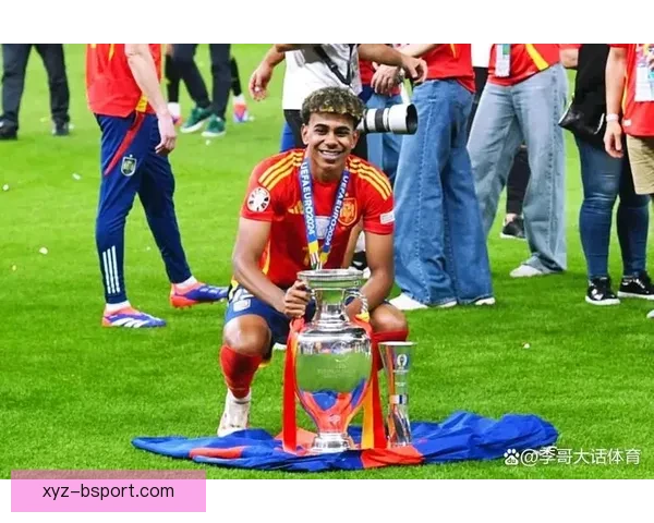 2024 欧洲杯亚马尔凭借出色表现荣膺最佳球员奖 成就个人职业生涯新高